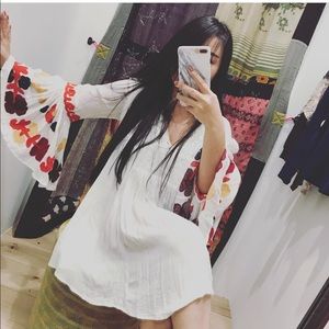FREE PEOPLE V neck WHITE FLORAL bohemian DRESS
